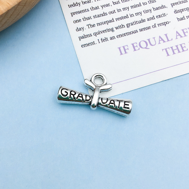 6:1 10544-Gu Yin Graduation Certificate 21 × 11mm