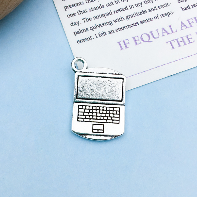 11:1 12152-Guyin Graduation Season Notebook Computer 14 × 20mm