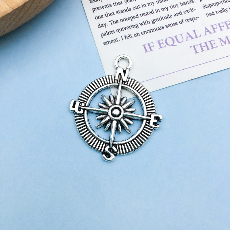 22:1 B263-Gu Yin Graduation Season Compass 24 × 29mm