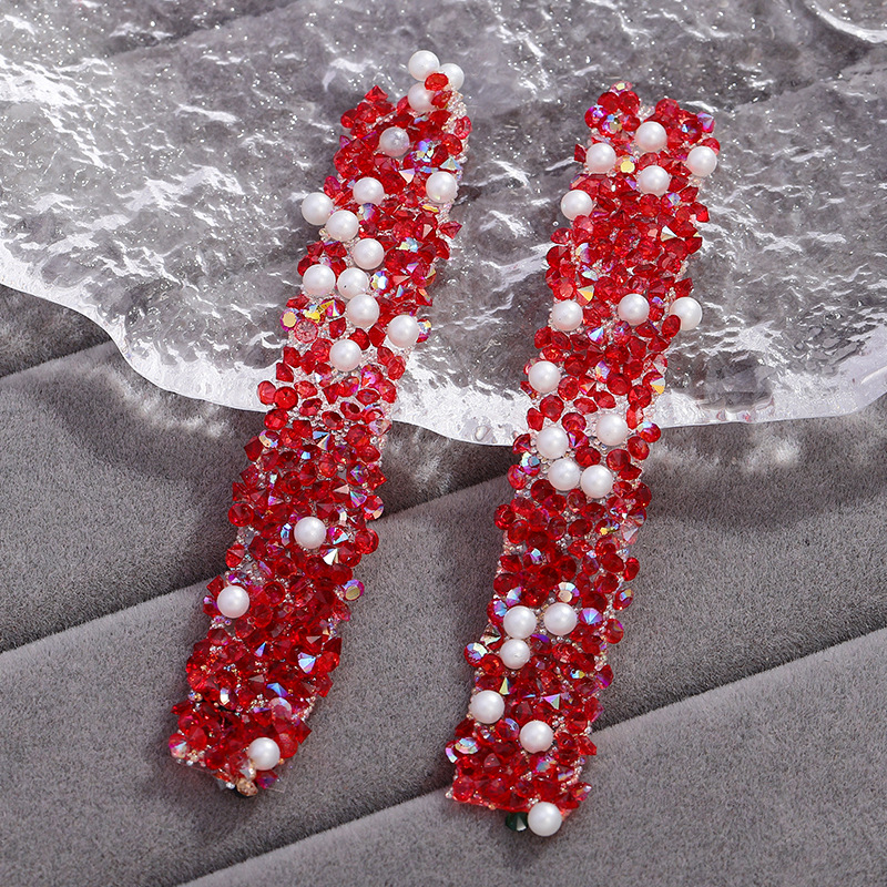 7:7 transparent big red diamond [with pearls]]