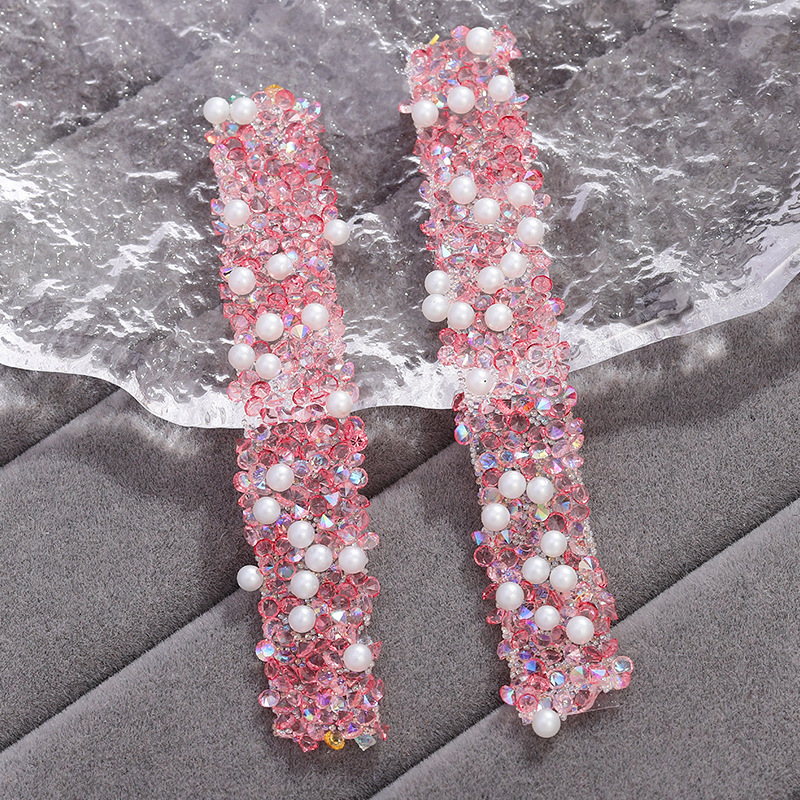 9:9 transparent deep pink diamond [with pearls]]