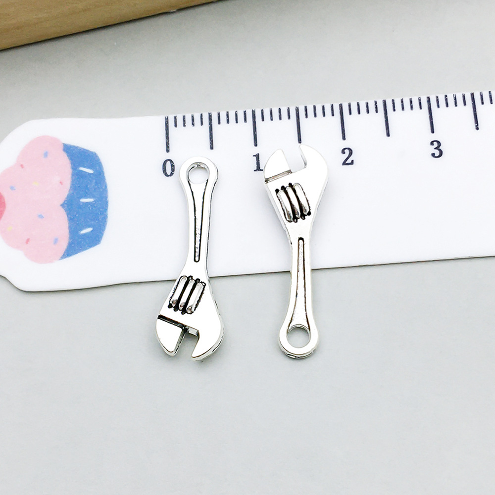 2:1 ancient silver wrench 7*24mm