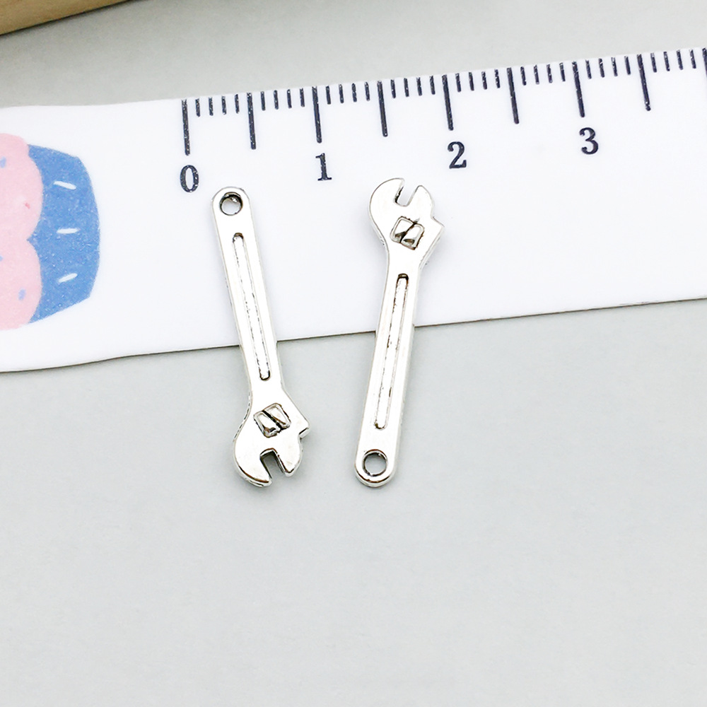 13:silver wrench 6*24mm