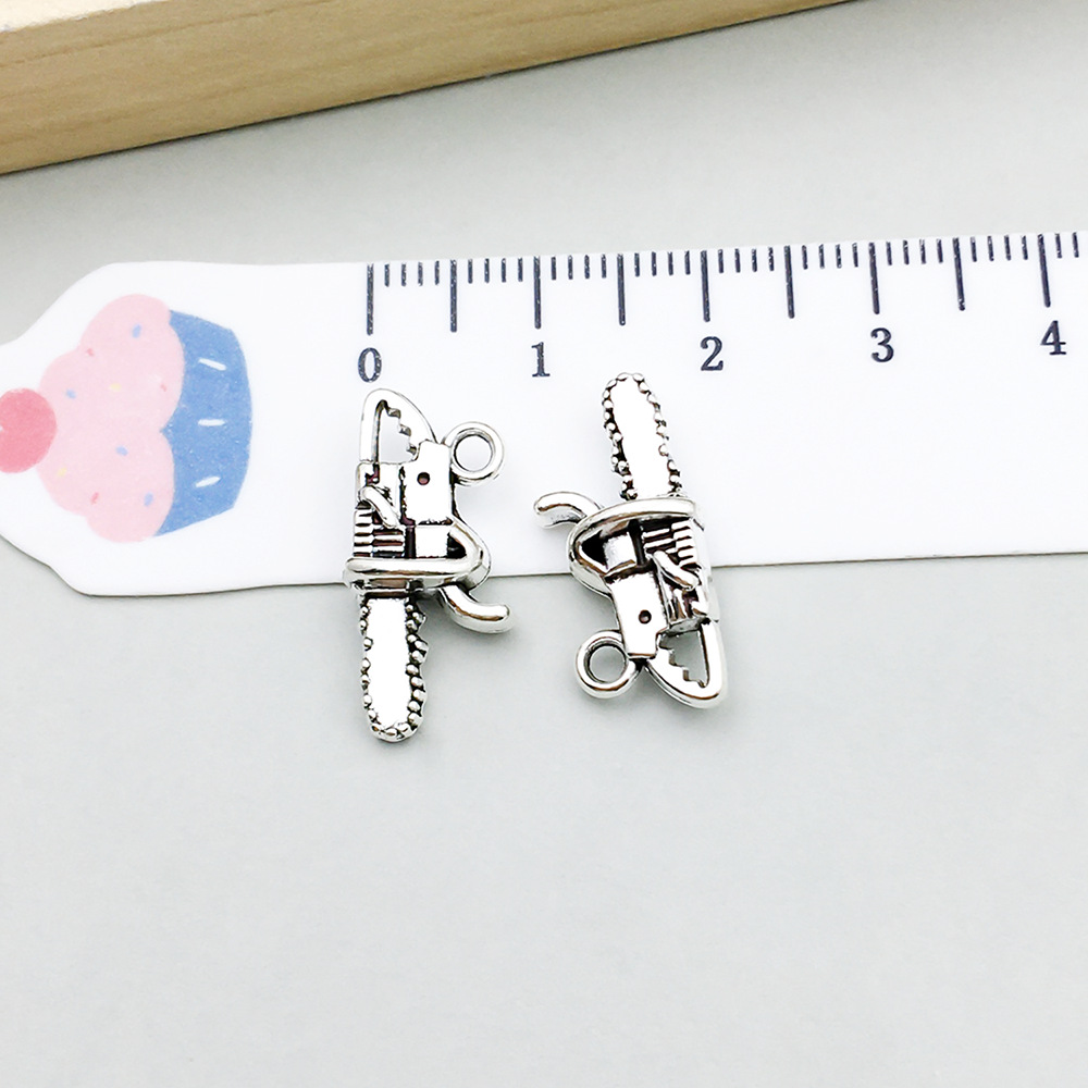 18:1 ancient silver chainsaw 20*9mm-