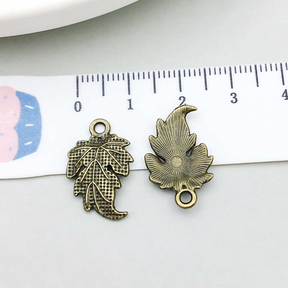 11:1 ancient green leaves 13*20mm-