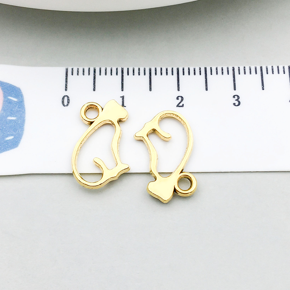 11:1 ancient gold hollow cat 15*10mm-0.6g-20594