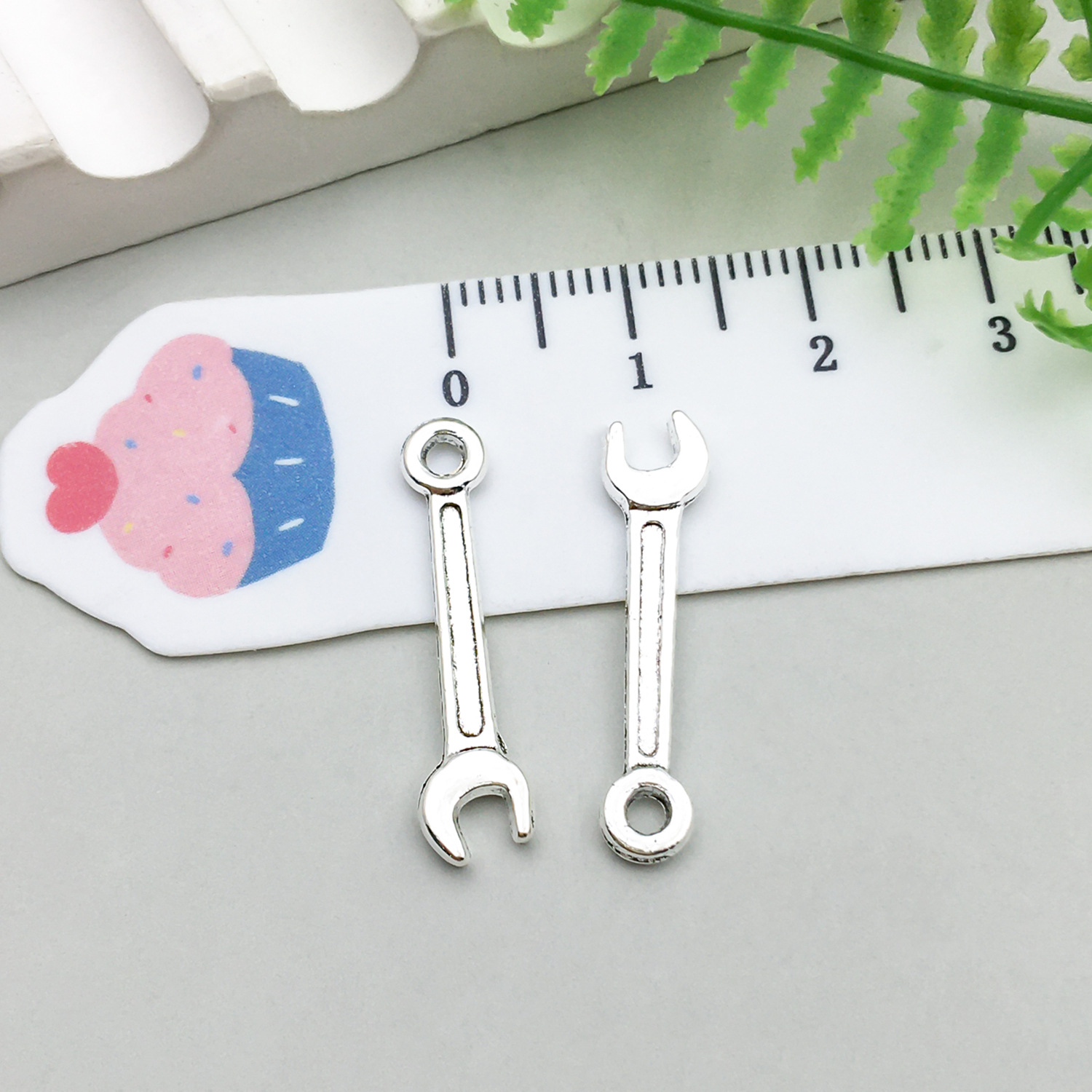 6:1 ancient silver tool wrench 6*24mm-0.6g-8523