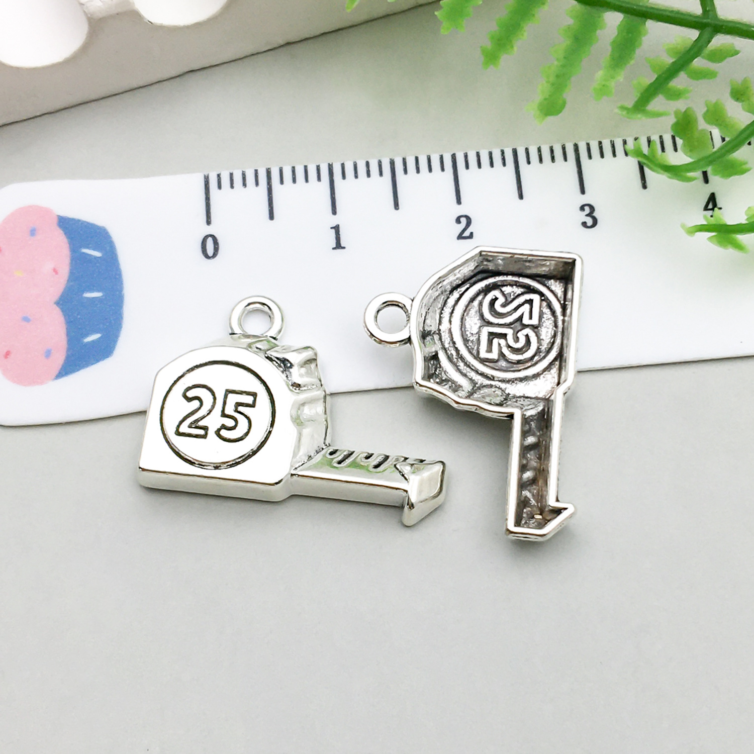 12:1 ancient silver tool tape measure 23*18mm-1.6g-11182