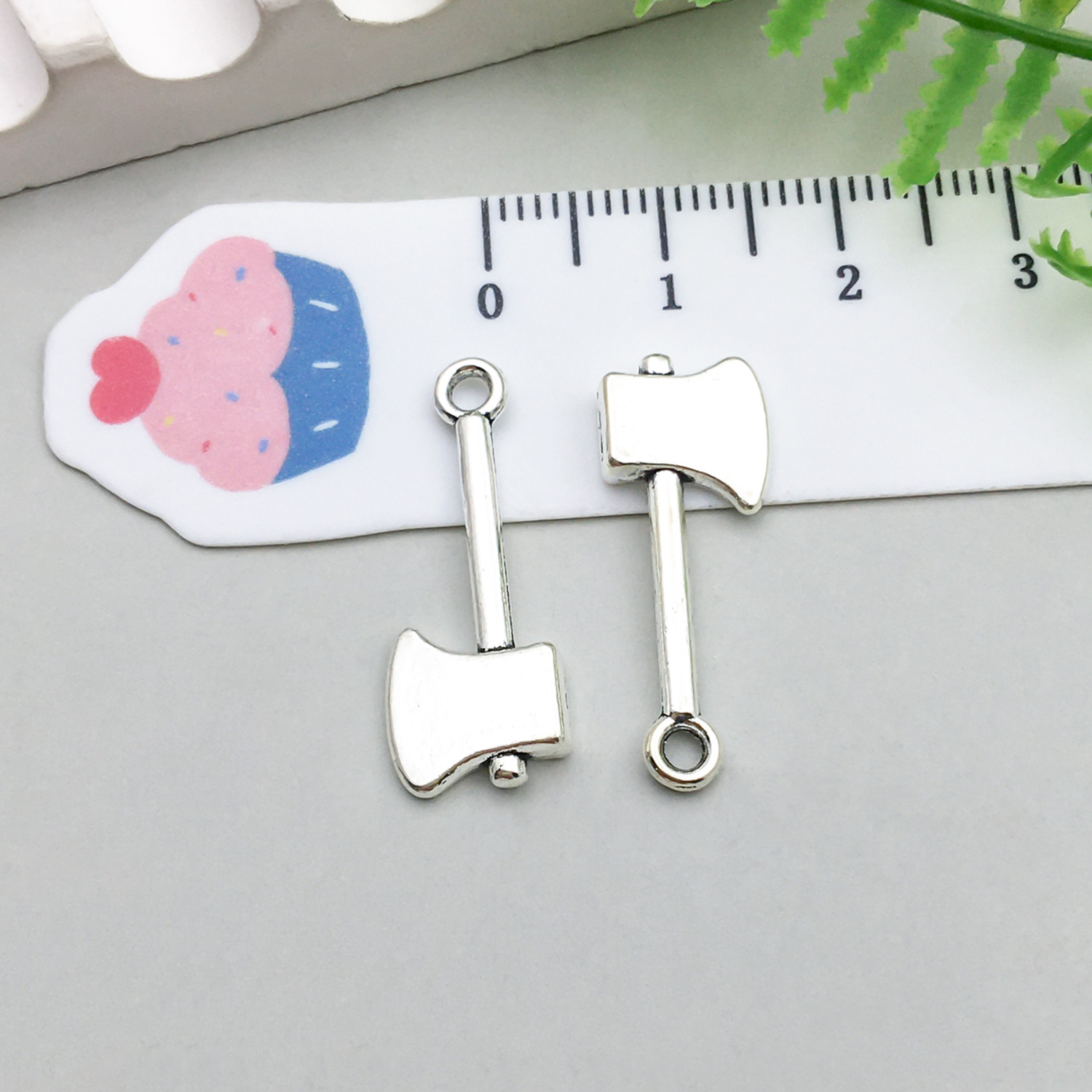 13:1 ancient silver tool ax 10*25mm-1.2g-11183