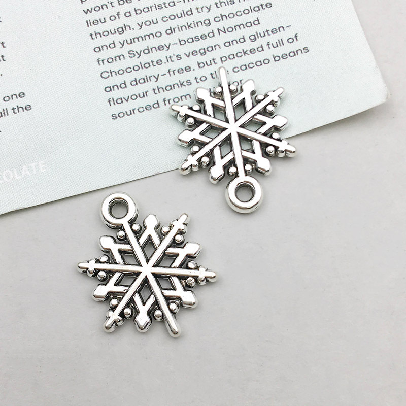 9:1 snowflake 15*20mm-1.1g-8393