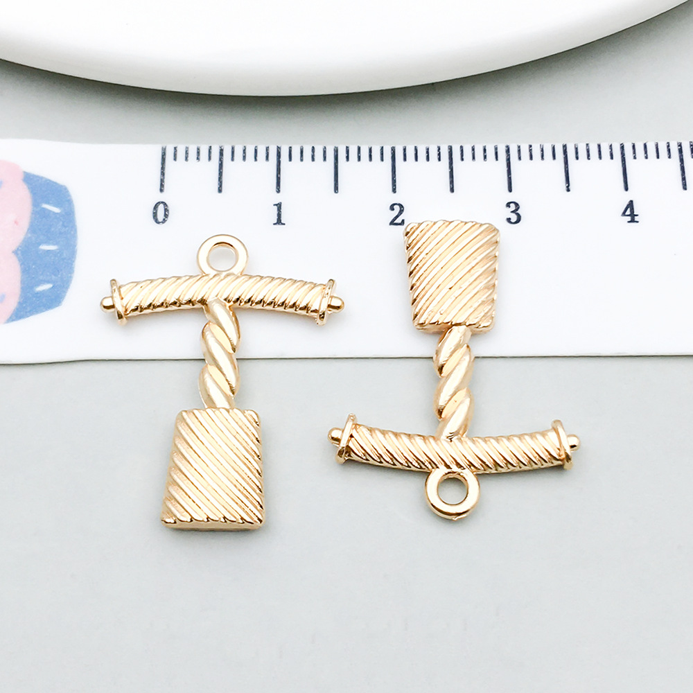 14:1 kc gold bottle opener 20*25mm-1.7g-20817