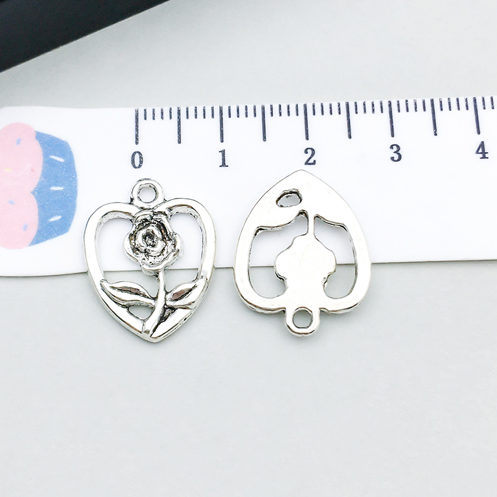 11:1 ancient silver heart-shaped flower 15*19mm-1.4g-10412