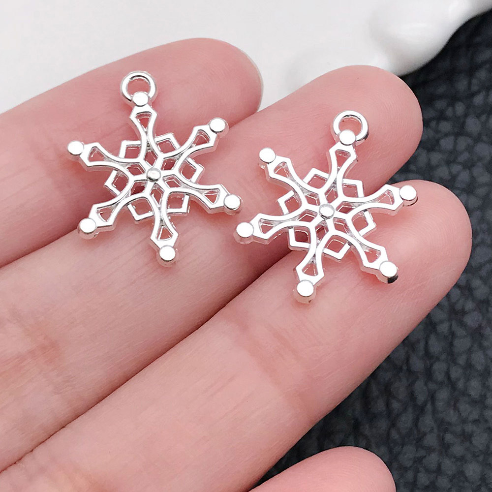 12:1 bright silver Christmas snowflake 15x19mm-20030-0.8g