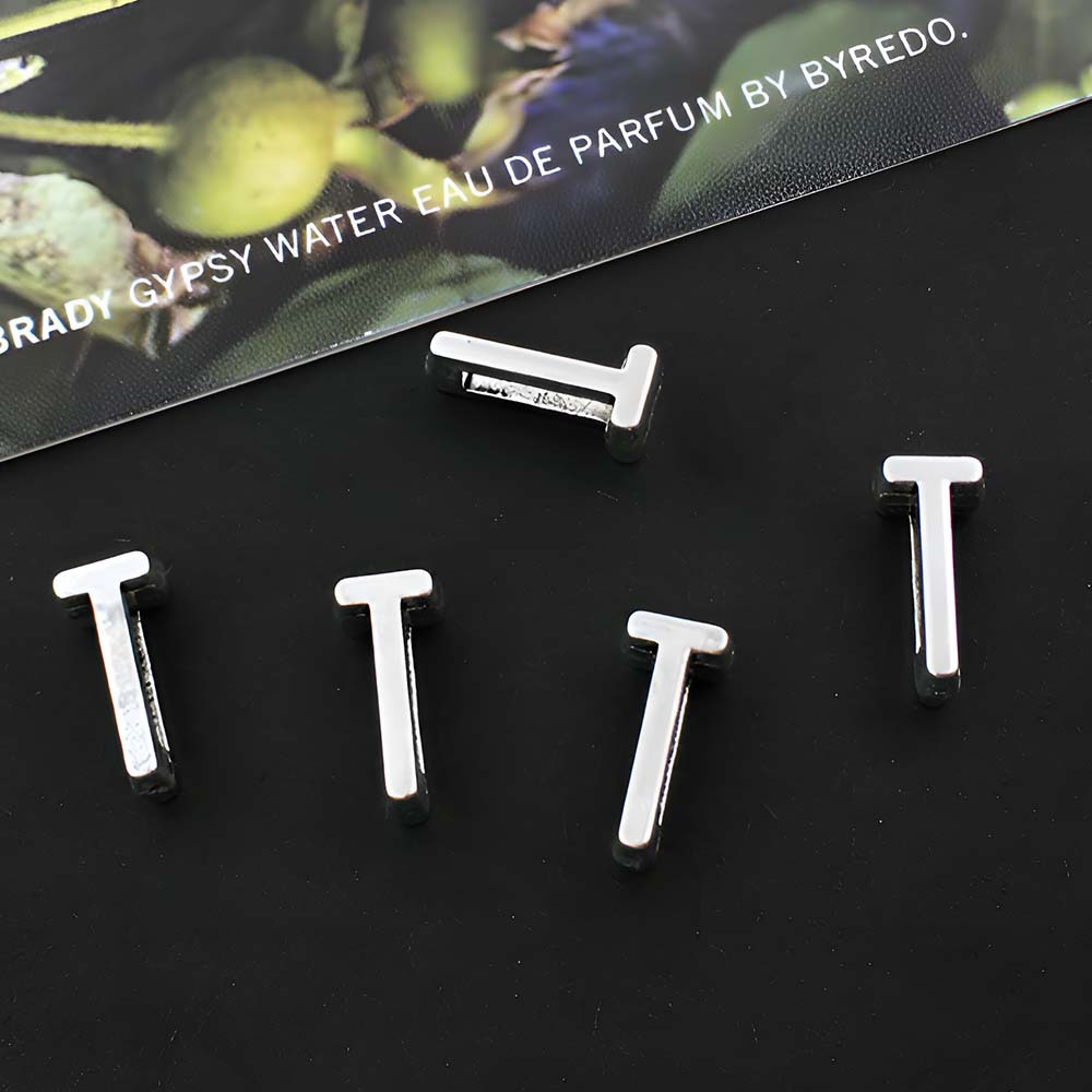 21:1 ancient silver perforated letter T-5x10mm-0.4g