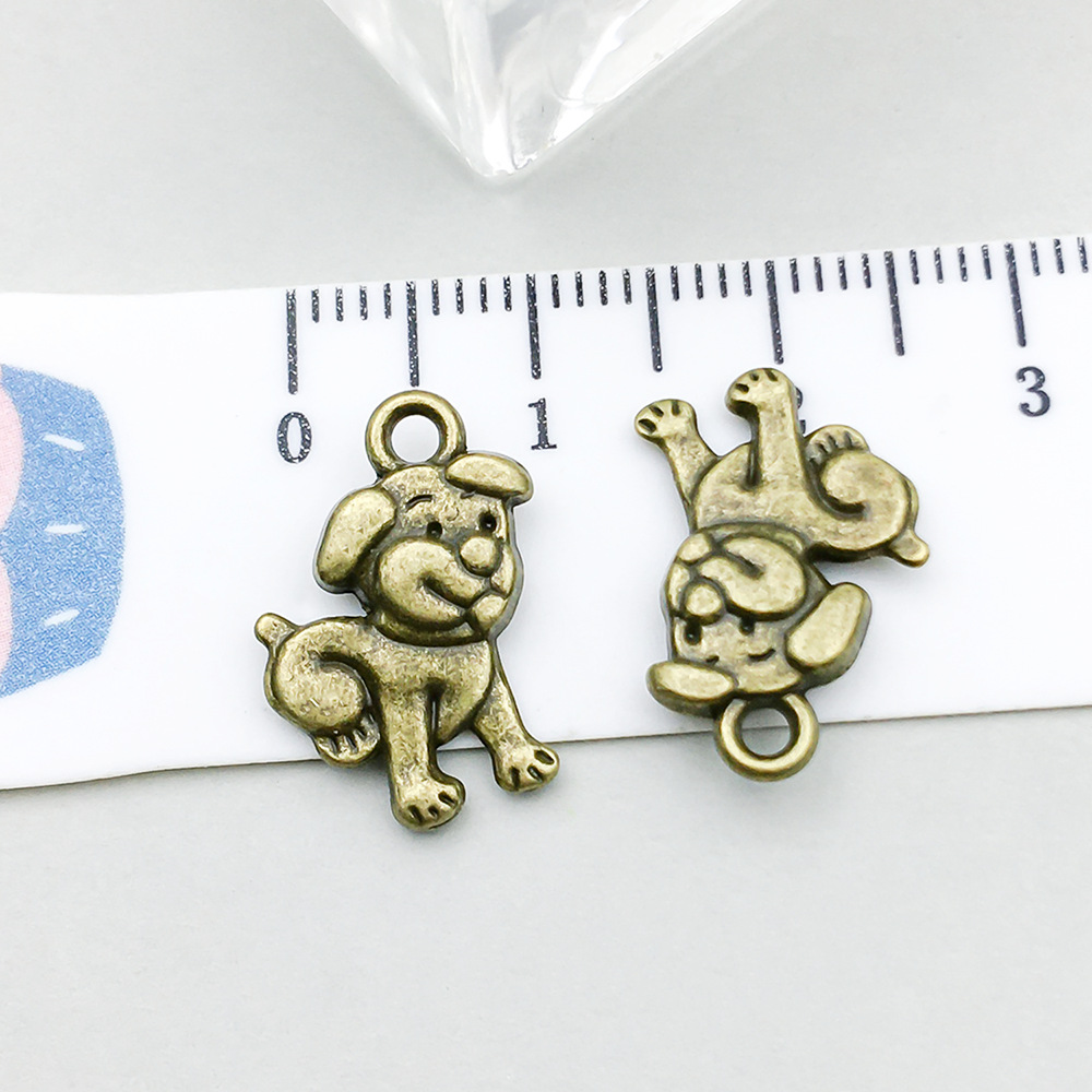 13:1 ancient green smiling face dog 17*11mm-1.2g-20579