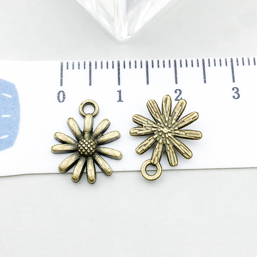 8:1 ancient green flower 14*12mm-0.7g-20486