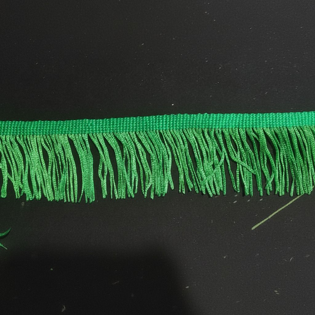 7:Green 6 centimeters