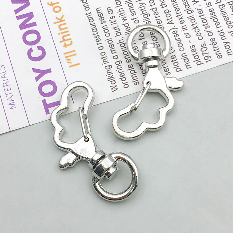 7:1 white K cloud keychain 20*34mm-3.8g-12833
