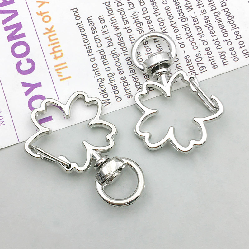 8:1 white k cherry blossom keychain dog buckle 24*35mm-3.6g-12838