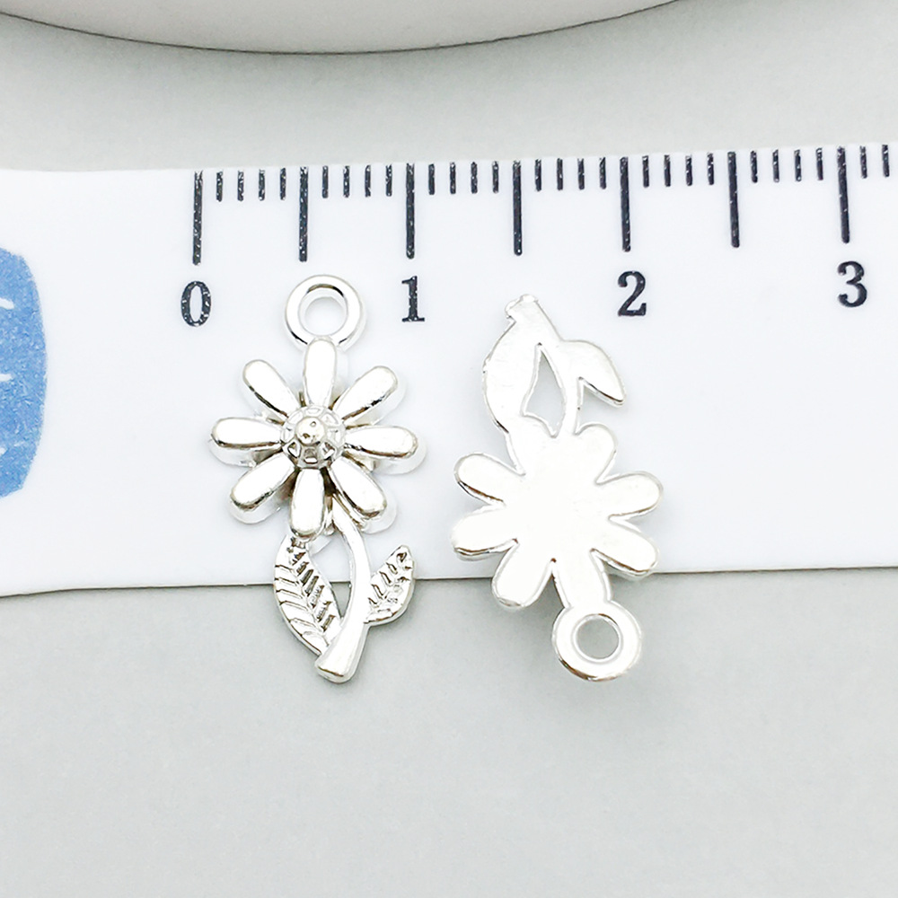 15:1 bright silver flower 17*10mm-0.7g-20457