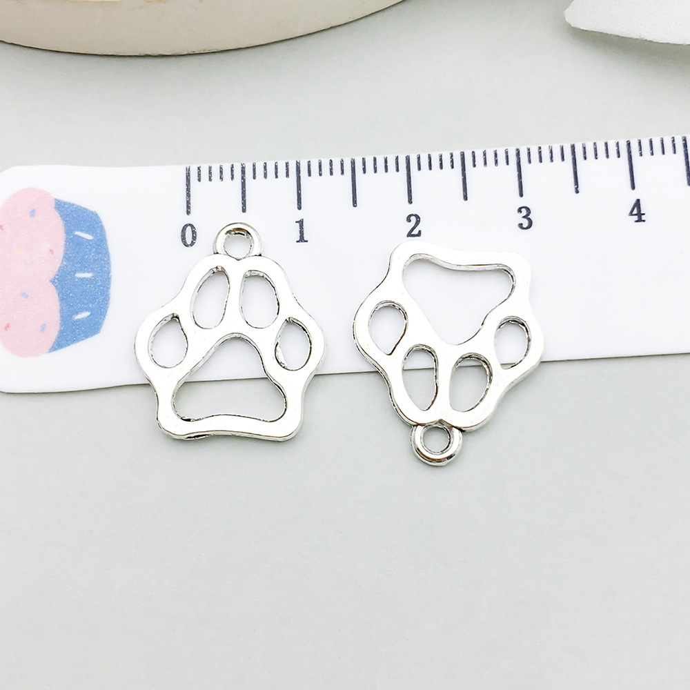 3:1 ancient silver dog paw 17*20mm-1.2g-7113