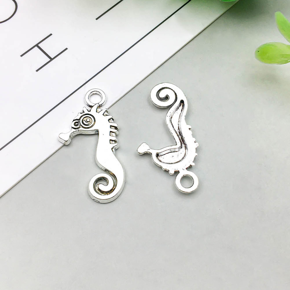11:1 ancient silver seahorse 15*30mm-1.5g-11309