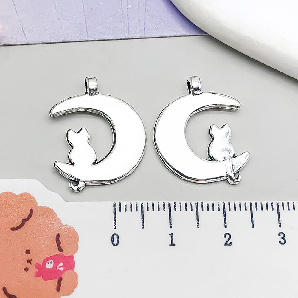 5:1 ancient silver moon cat 18*21mm-1.7g-5339