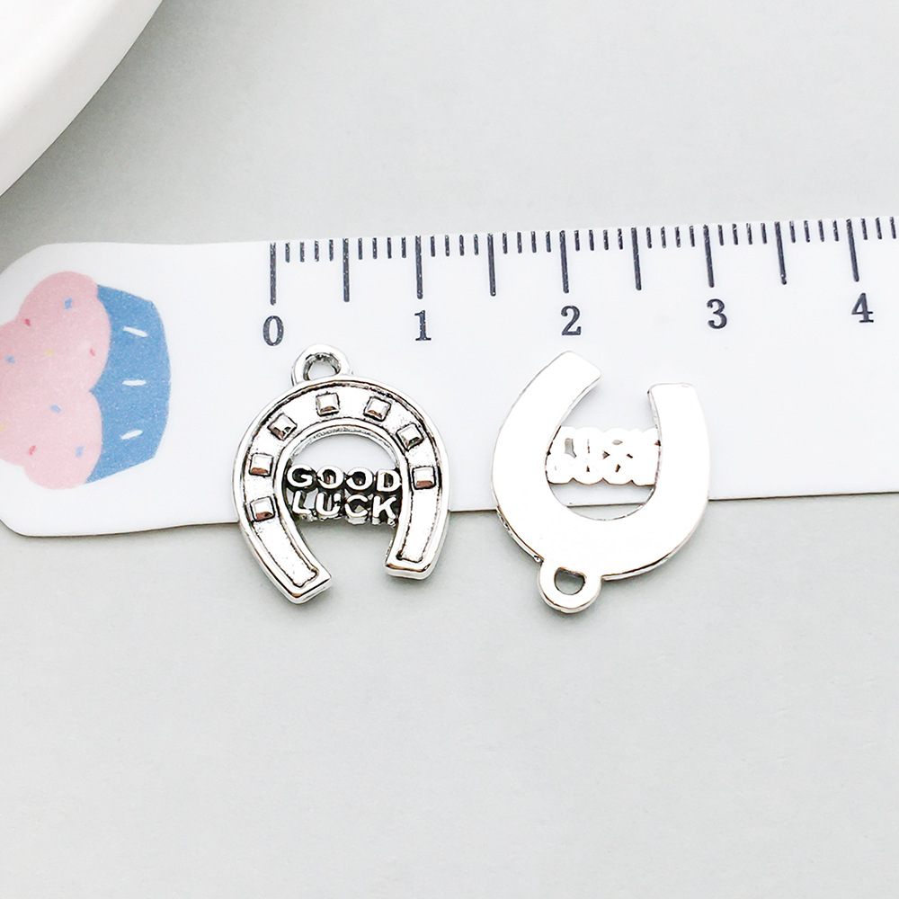 21:1 ancient silver horseshoe 17*14mm-1.1g-19239