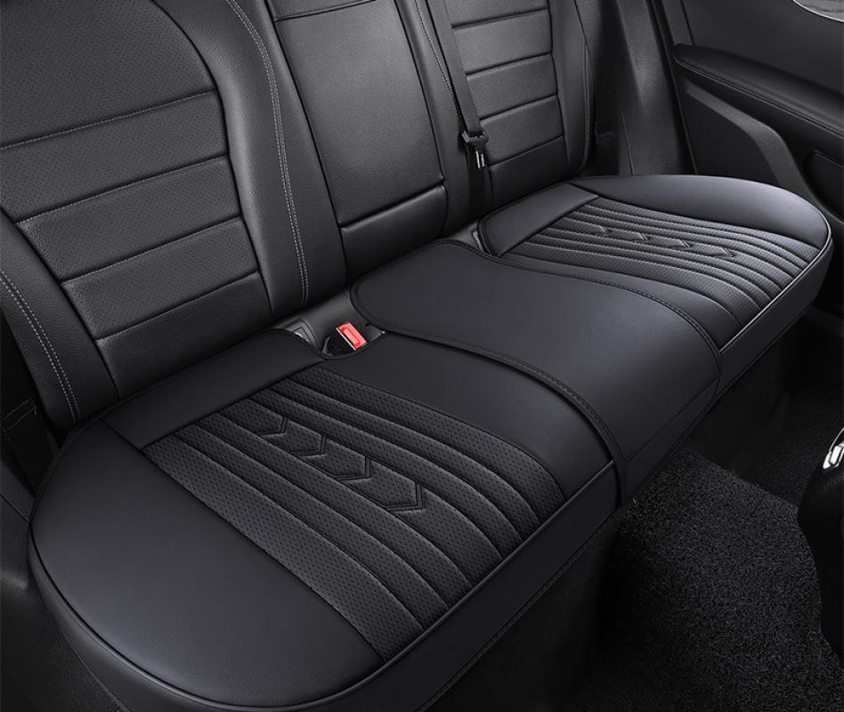 Mysterious black rear three-person base