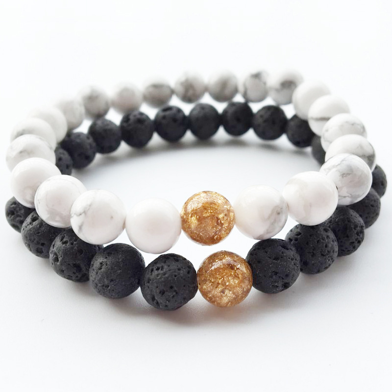 1:Black and White 2 pieces a set