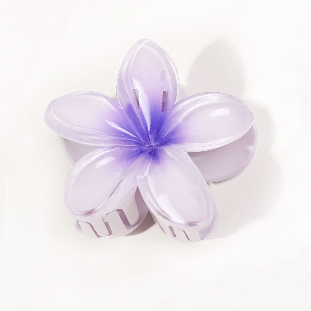 5:8cm white blue heart flower