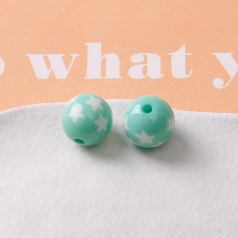 4:Light green five-pointed star beads