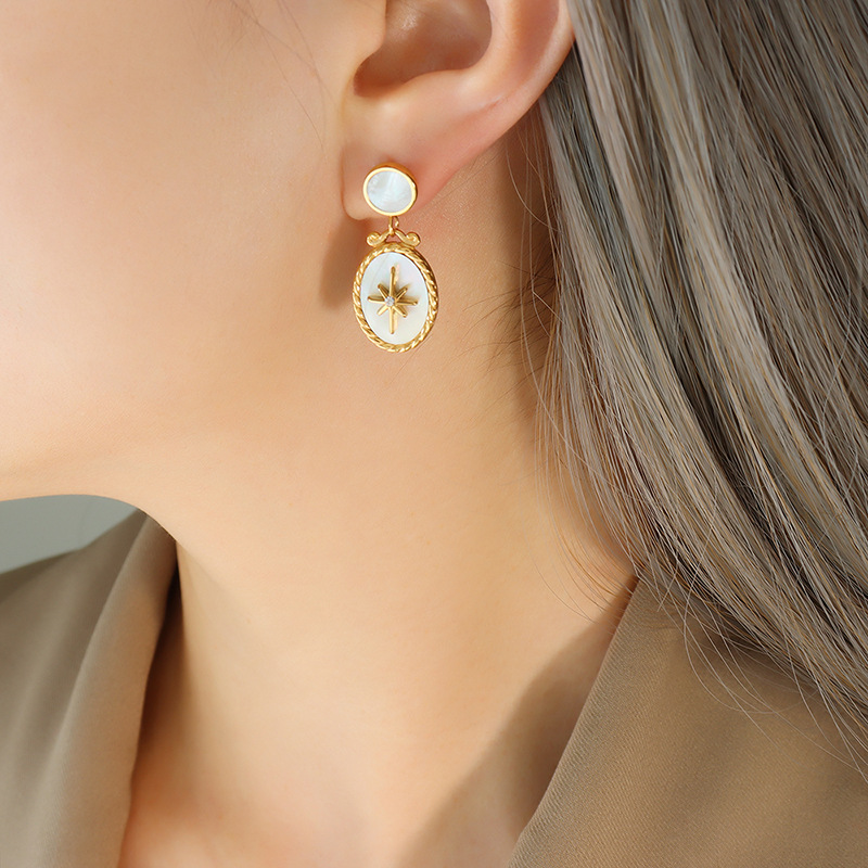 2:Gold Earrings