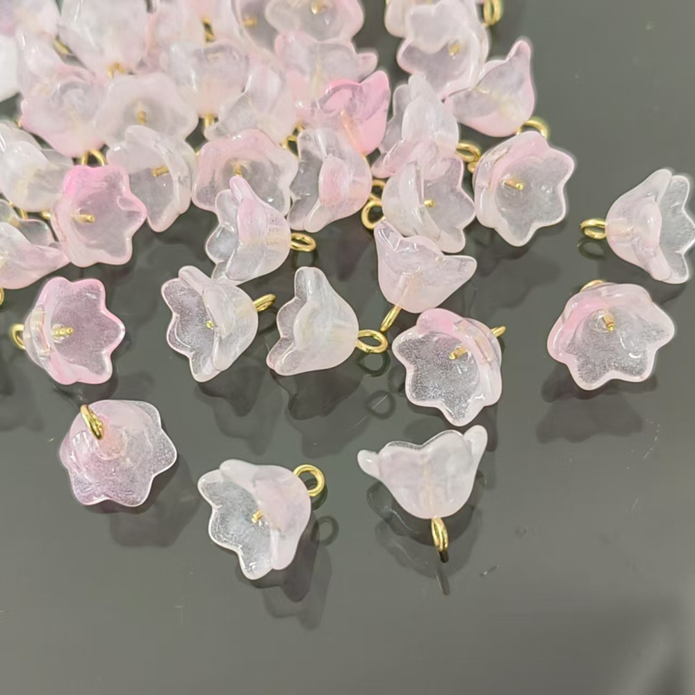 3:Pink and white gradient color