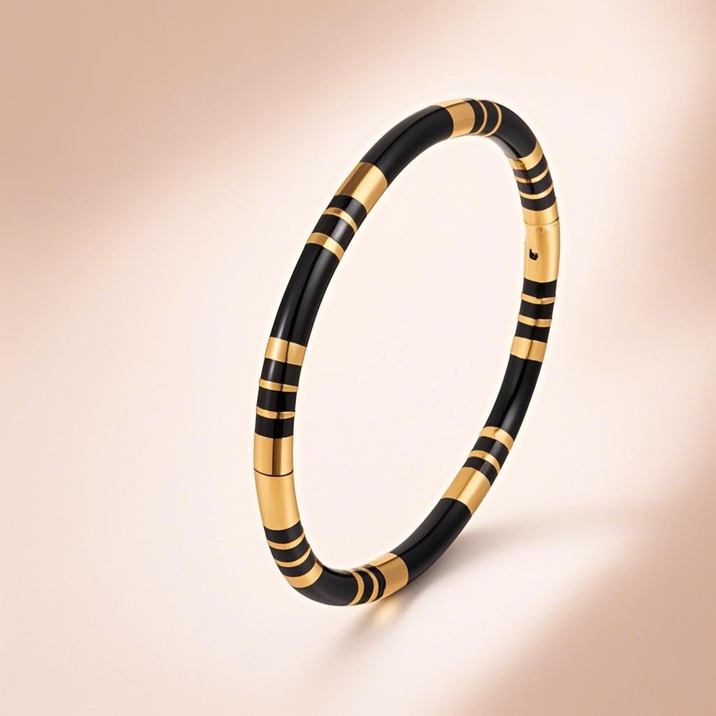 2:33-b-2 black glue bracelet