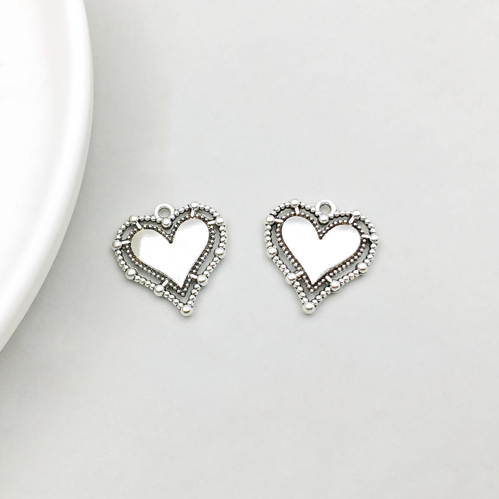 20:1 Ancient silver love 19*20mm-2.3g-15490