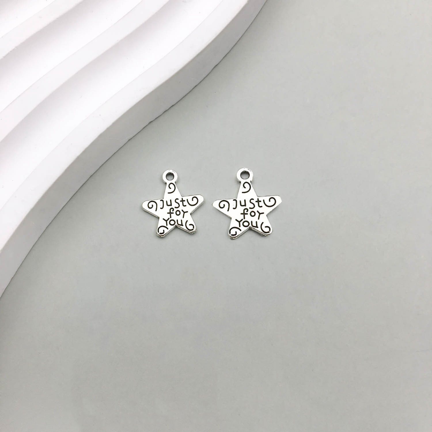 11:1 Ancient silver star letter just for you10 * 10mm-0.5g-10617