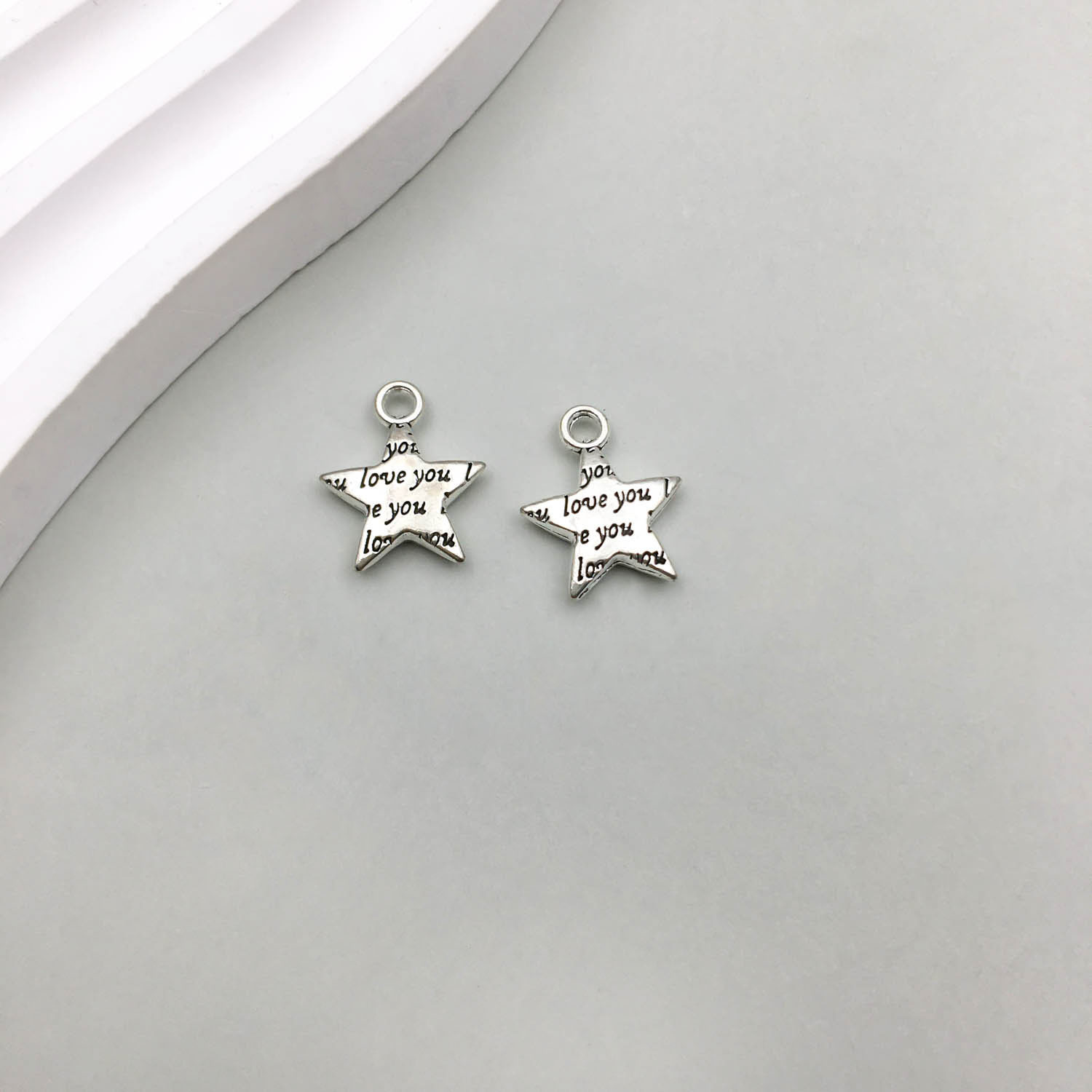 12:1 Ancient silver five-pointed star letter I love you13 * 16mm-1.1g-10905