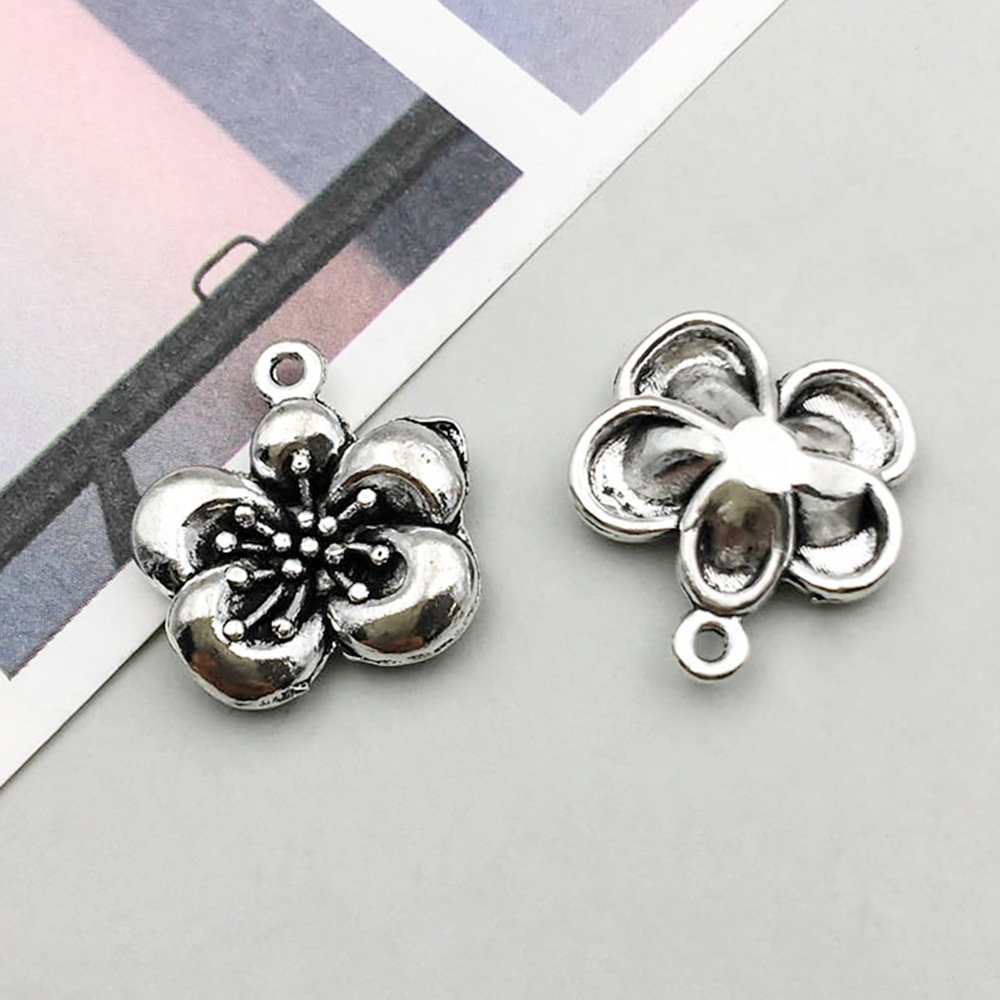 4:1 ancient silver plum 14*15mm-1.1g-5075