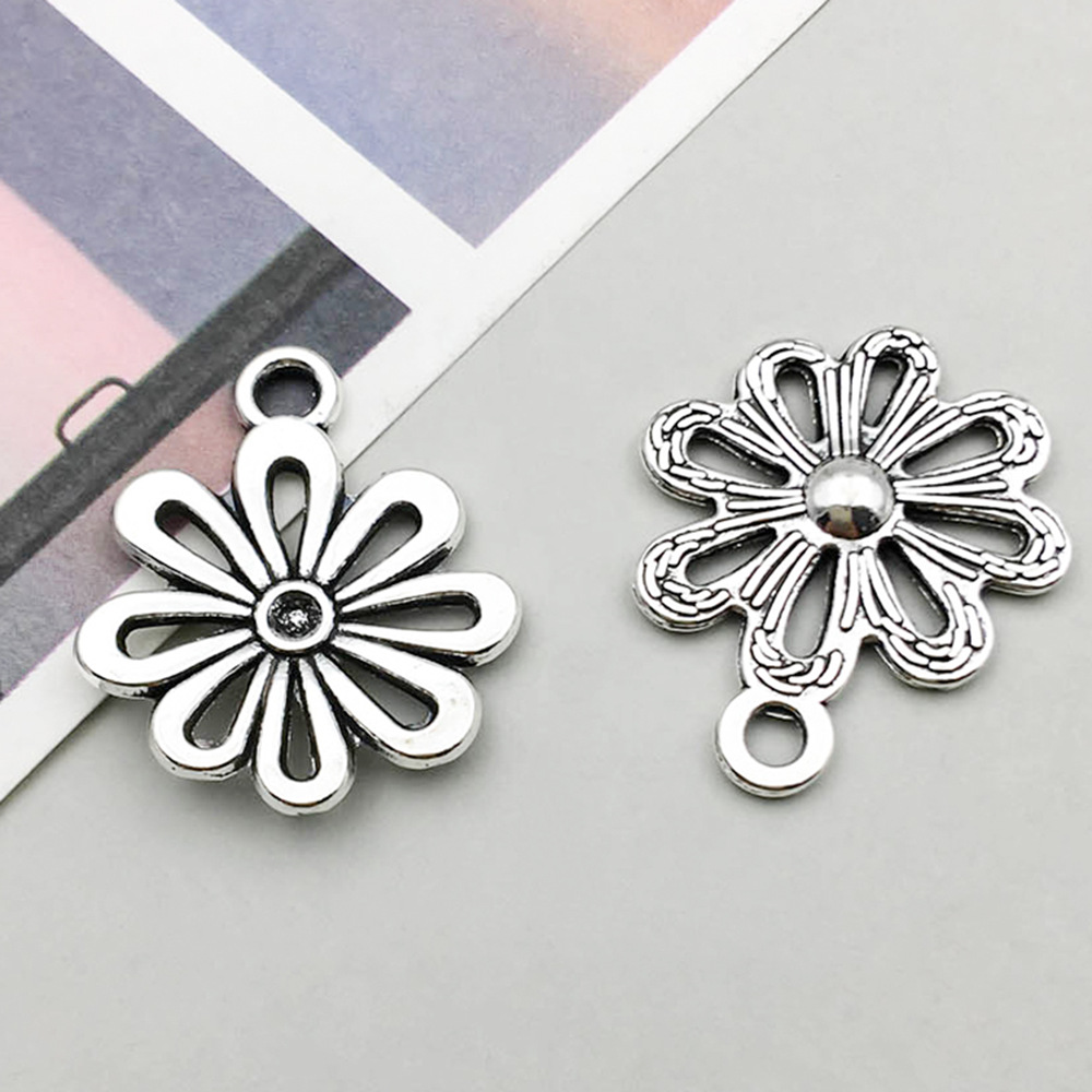 11:1 ancient silver flower 17*21mm-1.1g-10403