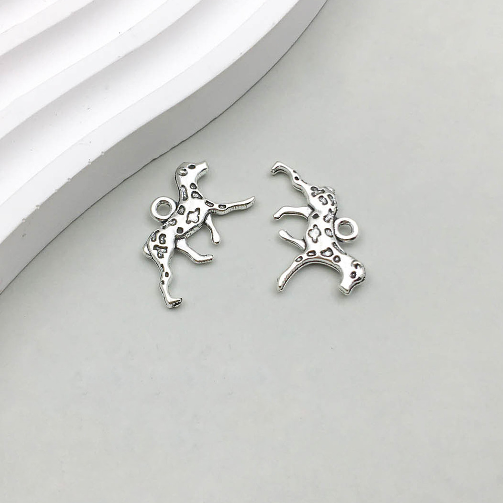 7:1 ancient silver spotted dog 13*24mm-1.3g-9808