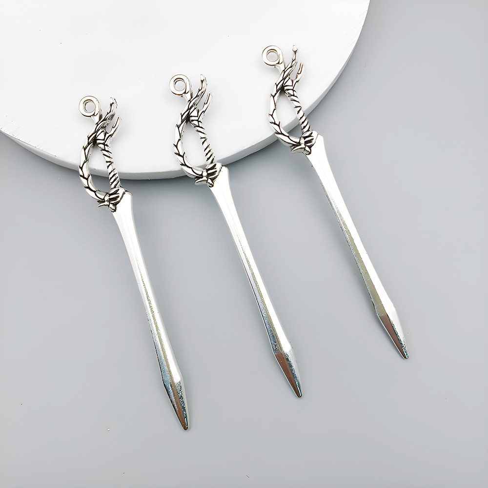 5:1 ancient silver sword 10*69mm-2.9g-16175