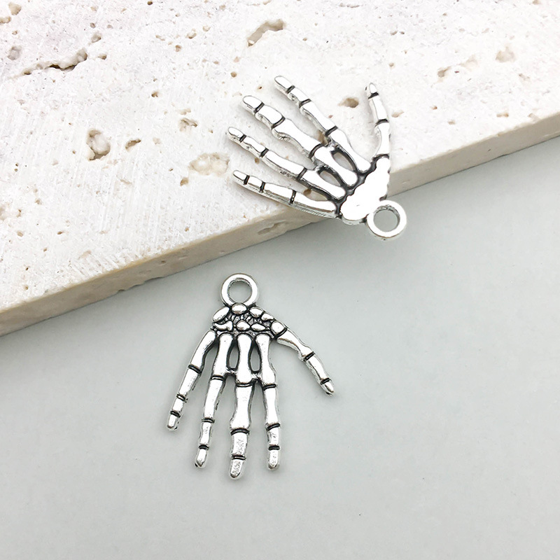 9:1 ancient silver skull 12*16mm-1.2g-16966