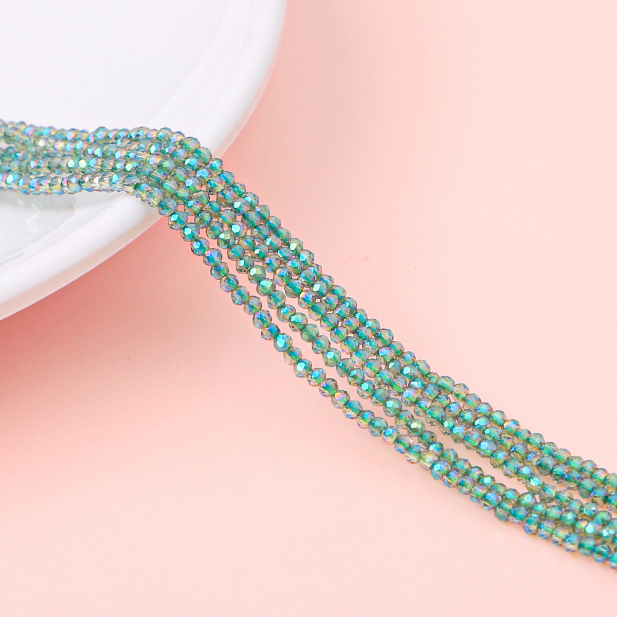 10:Light transparent green