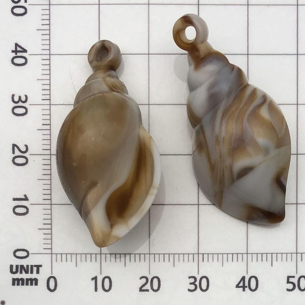 11:1 beige (acrylic conch) 21*44mm-5.1g-17292