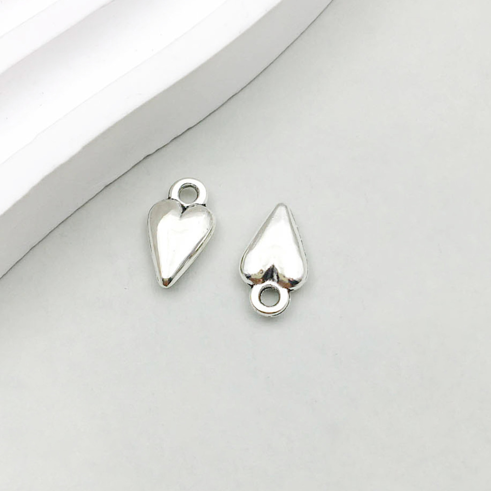 17:1 small ancient silver heart 7*13mm-0.8g-11267