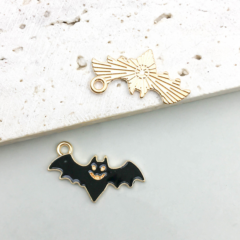 9:1 Drop Oil Halloween Bat Black 23*13mm-0.8g-14015