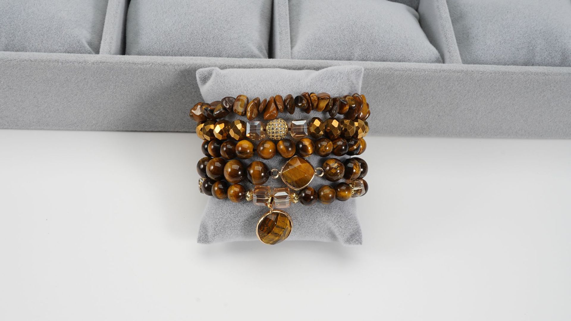 2:Tiger eye stone