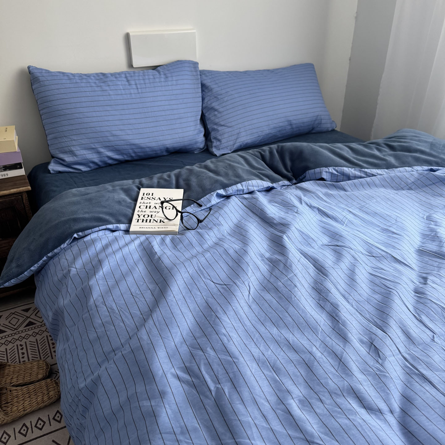 Cotton velvet blue fine black corduroy dark blue mjj