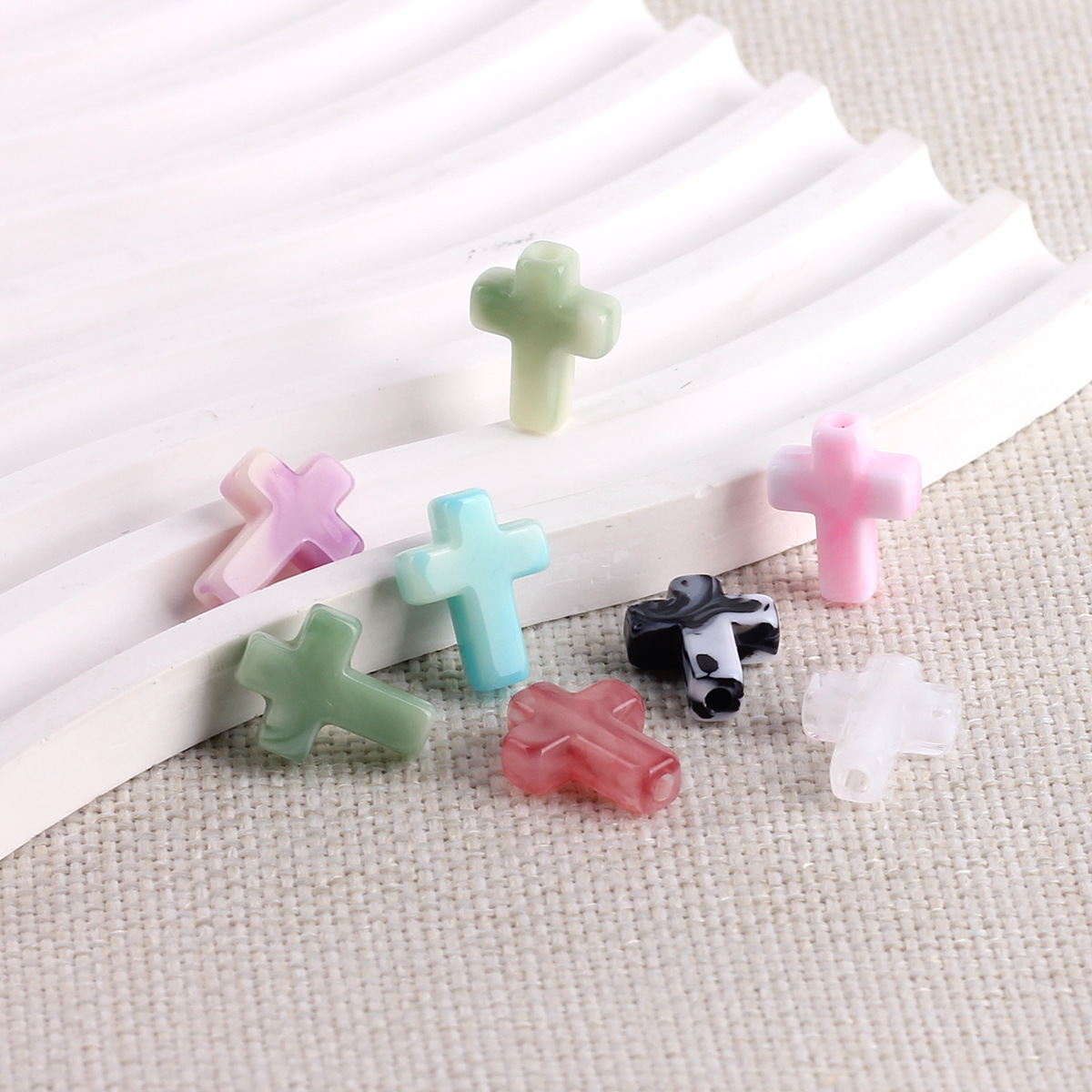 8:Mixed colors (random colors, no color selection)